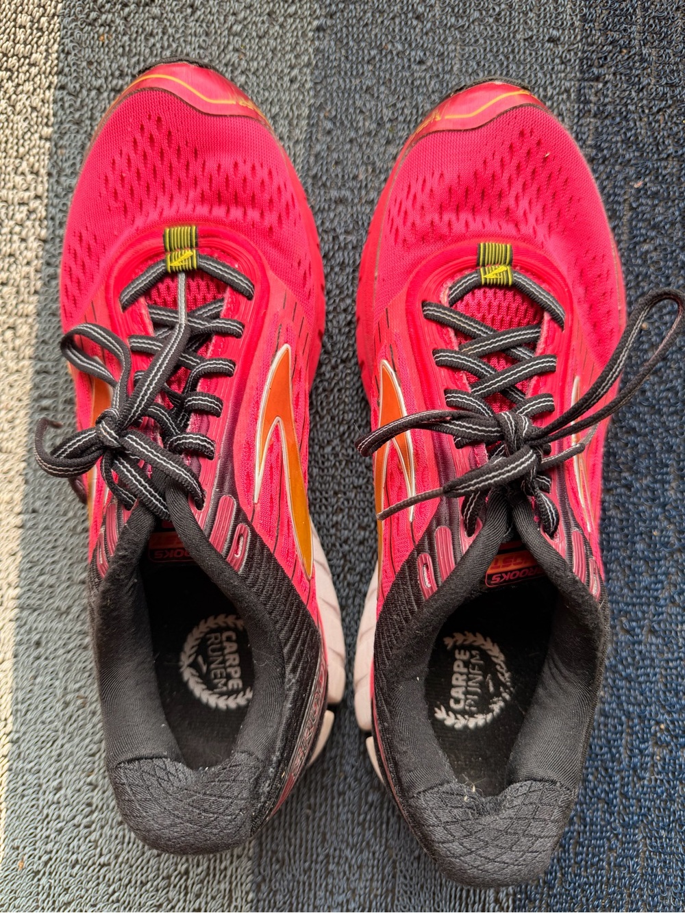Saucony Women's Bright Pink Athletic Running Shoes with Black Accents 9.5